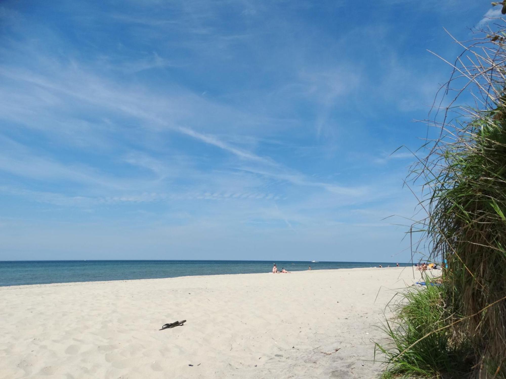 Strandnahe Ferienwohnung Rügen Dranske Exterior foto